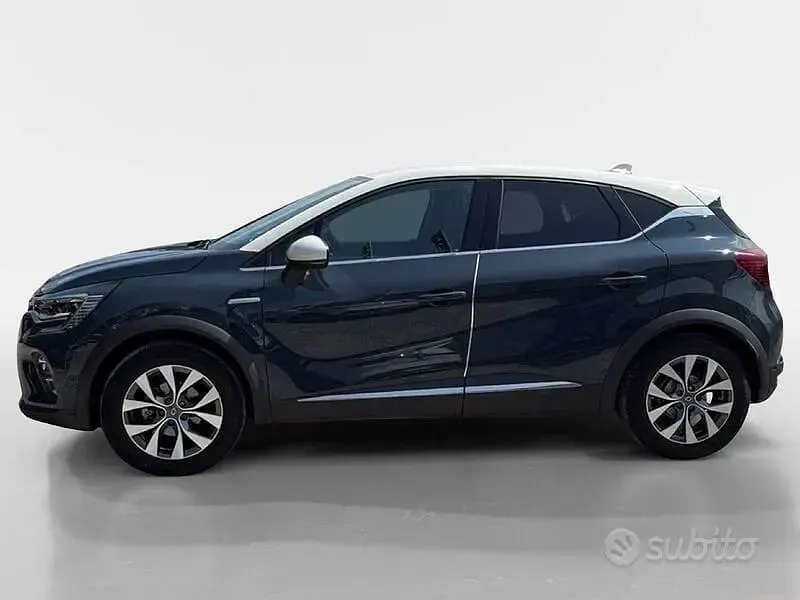 Usata Renault Captur Intens 101 CV (74 kW) 2020 Bluazzurro SUV