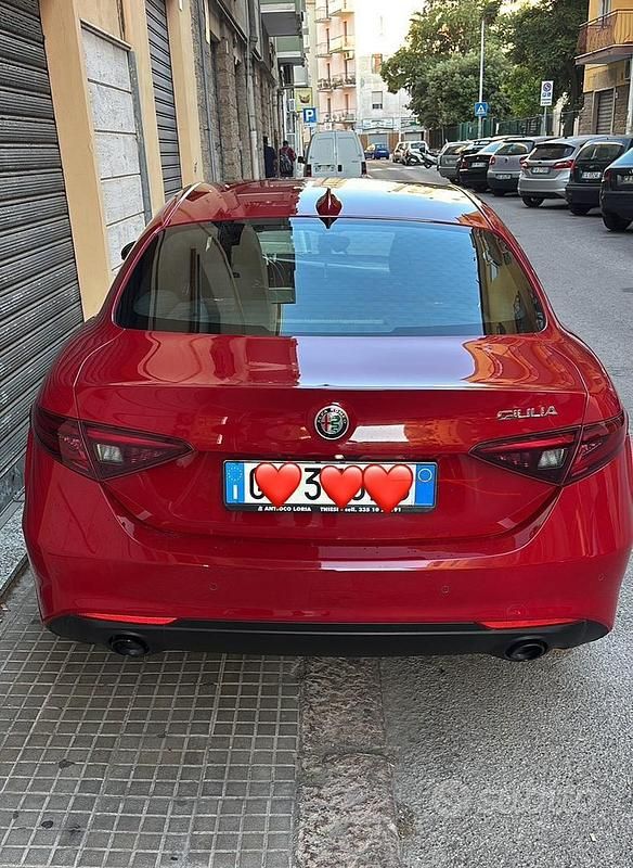 Usata Alfa Romeo Giulia Business 160 CV (117 kW) 2022 Rosso Berlina