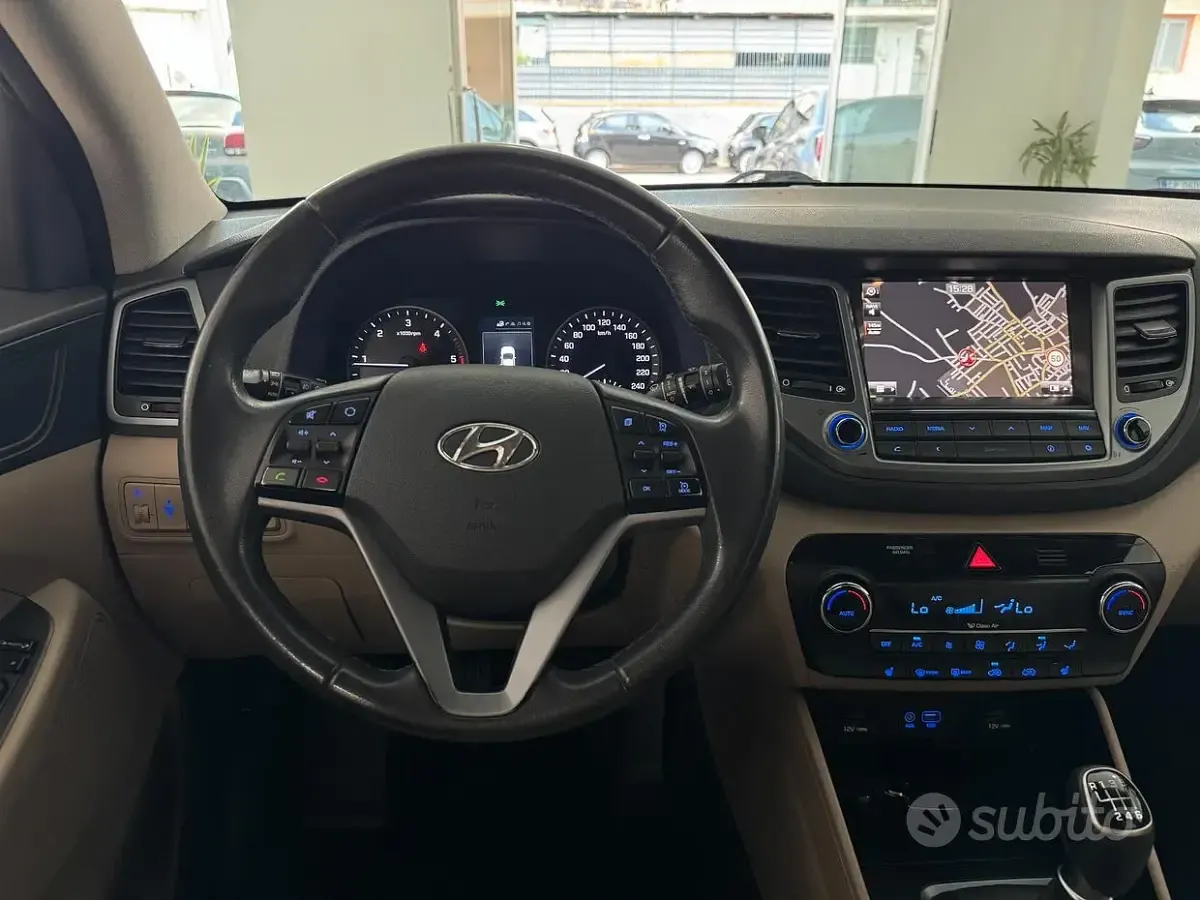 Usata Hyundai Tucson Xpossible 116 CV (85 kW) 2016 Nero SUV