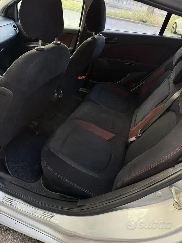 Usata Fiat Bravo 120 CV (88 kW) 2007 Grigio Utilitaria