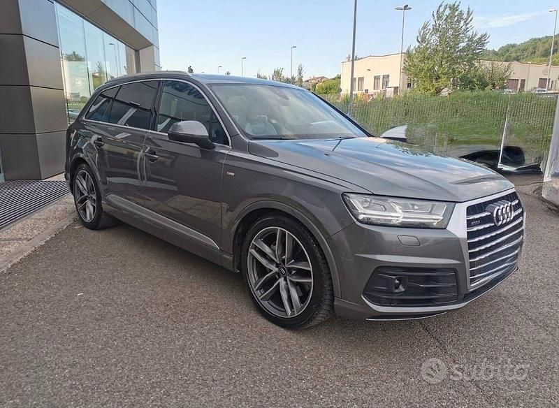 Usata Audi Q7 S-Line 218 CV (160 kW) 2018 Grigio SUV