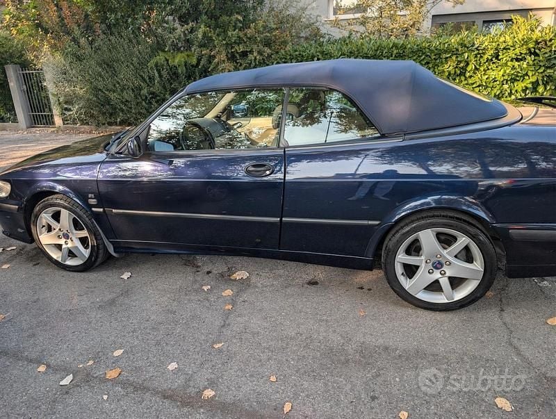 Usata Saab 9-3 Cabriolet 154 CV (113 kW) 2002 Blu Cabrio