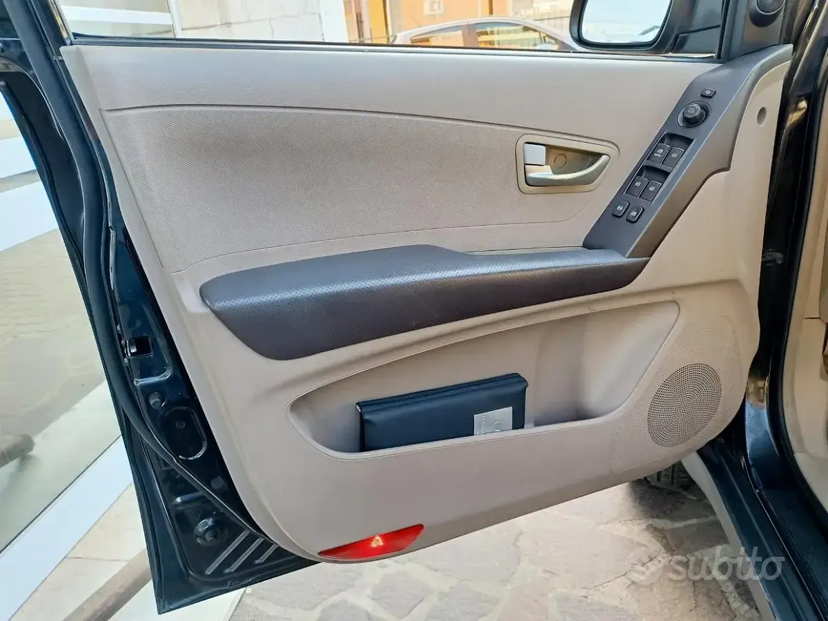 Usata SsangYong Korando 175 CV (128 kW) 2012 Nero SUV