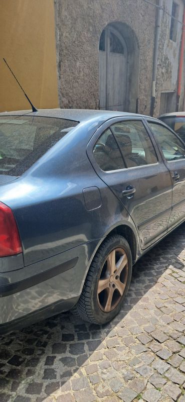 Usata Skoda Octavia 2005 Grigio Berlina