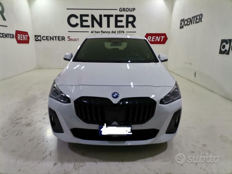 Usata BMW 225 Active Tourer Efficient Dynamics 245 CV (180 kW) 2022 Bianco Monovolume