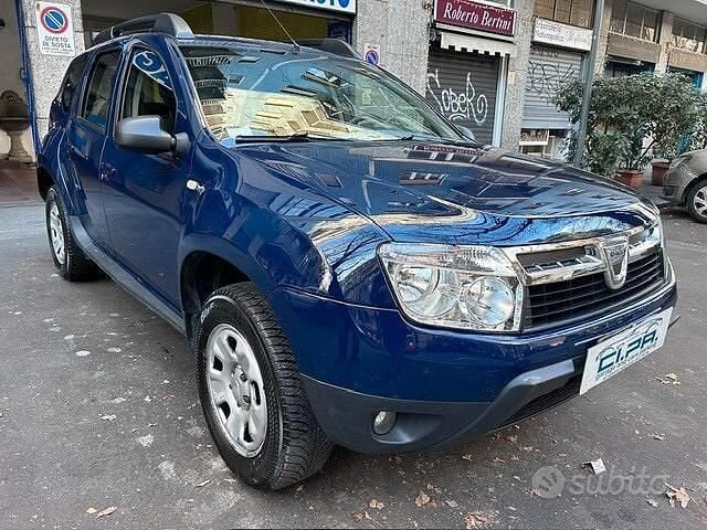 Blu Usata 2012 Dacia Duster Ambiance Station wagon | 6900 € (Buon prezzo) - Immagine 1/4