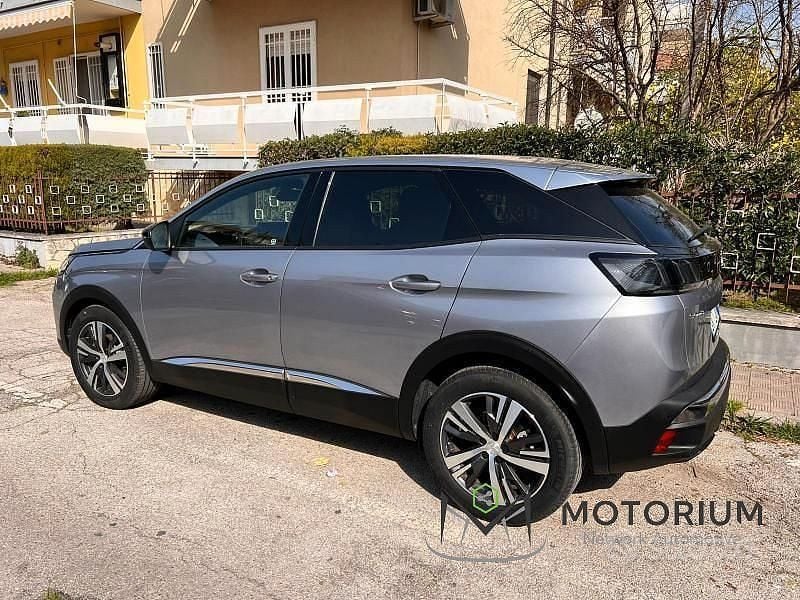 Usata Peugeot 3008 Allure 131 CV (96 kW) 2024 Grigio SUV