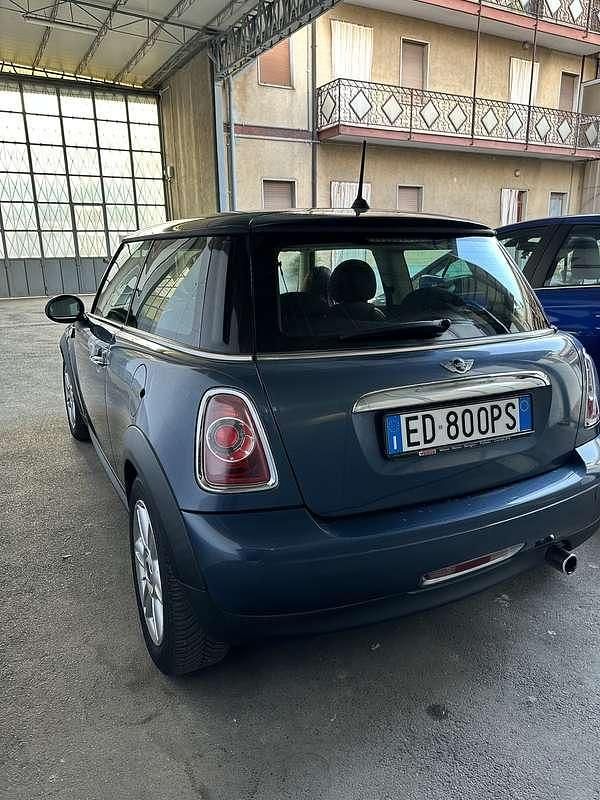 Usata Mini ONE 98 CV (72 kW) 2010 Utilitaria
