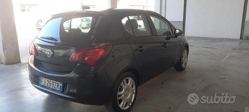 Usata Opel Corsa 70 CV (51 kW) 2017 Nero Utilitaria