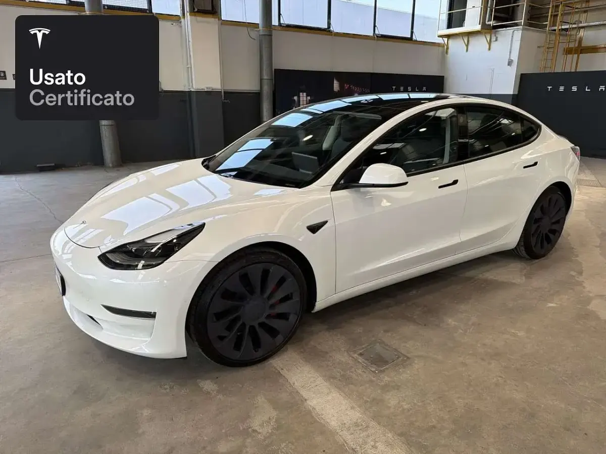 Usata Tesla Model 3 Performance 377 kW (513 CV) 2021 Pearl white multicoat Berlina