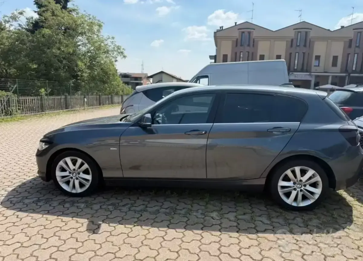 Usata BMW 116 116 CV (85 kW) 2018 Grigio Utilitaria