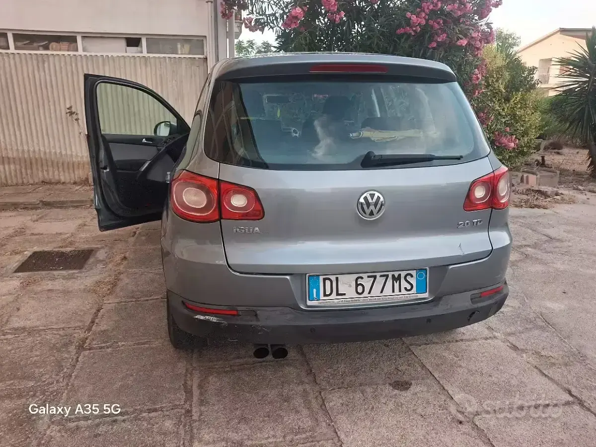 Usata VW Tiguan 140 CV (102 kW) 2007 Grigio SUV