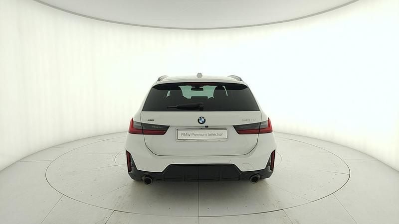 Usata BMW 320e M Sport 190 CV (139 kW) 2025 Bianco Station wagon