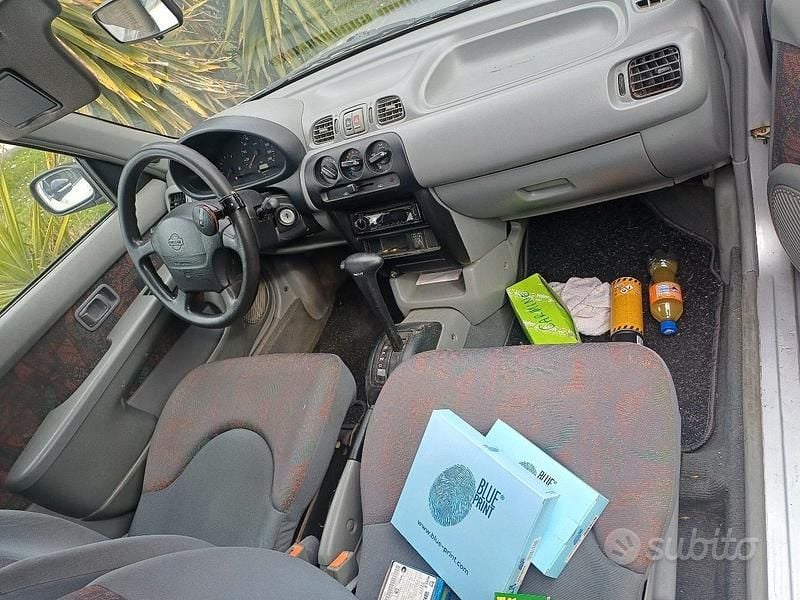 Usata Nissan Micra 2000 Utilitaria