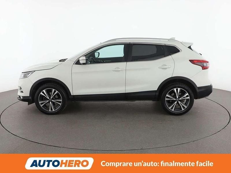 Usata Nissan Qashqai N-Connecta 131 CV (96 kW) 2019 Bianco SUV