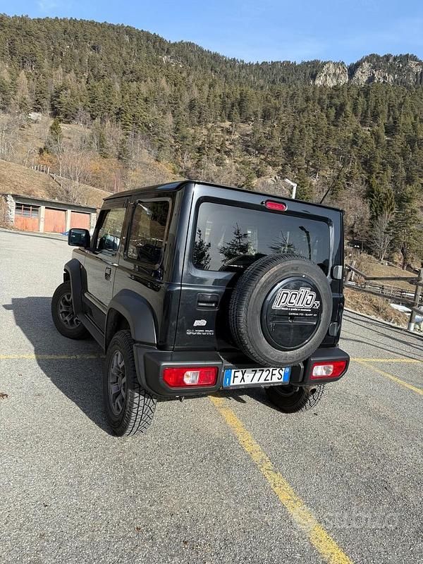 Usata Suzuki Jimny 102 CV (75 kW) 2019 Nero SUV