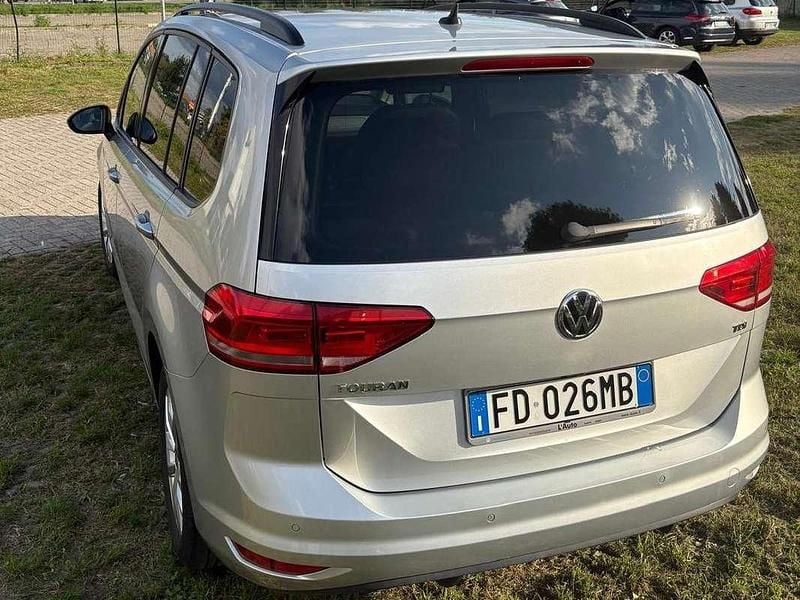 Usata VW Touran Comfortline 110 CV (80 kW) 2016 Argento Monovolume