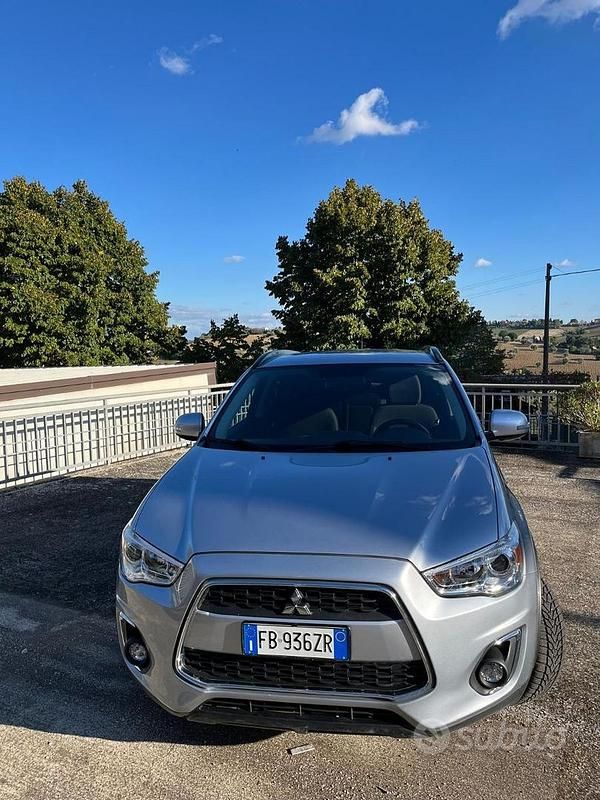 Usata Mitsubishi ASX Intense 114 CV (83 kW) 2016 Argento SUV