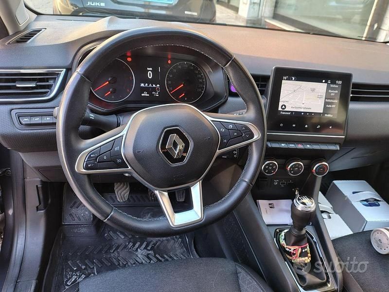 Brugt Renault Clio V 100 HK (73 kW) 2022 Grå Sedan