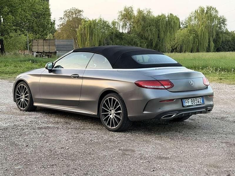 Usata Mercedes C220 Premium 170 CV (125 kW) 2017 Cabrio