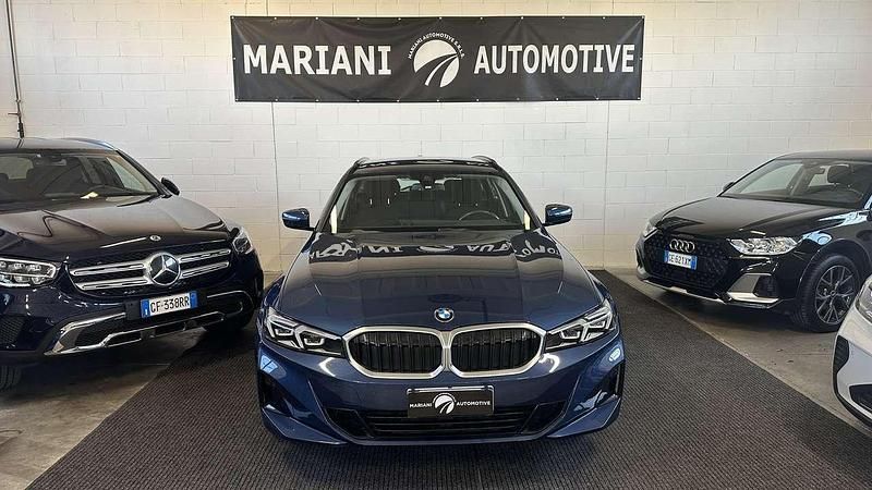 Usata BMW 320 190 CV (139 kW) 2024 Blu/azzurro Station wagon