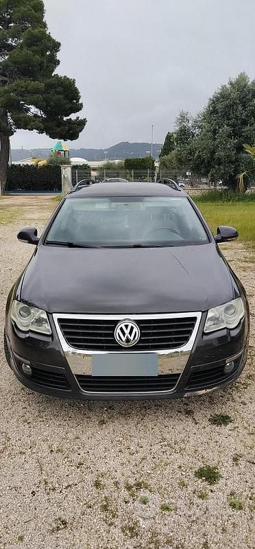 Usata VW Passat 140 CV (102 kW) 2008 Nero Station wagon