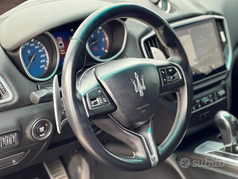 Usata Maserati Ghibli 275 CV (202 kW) 2016 Nero Berlina