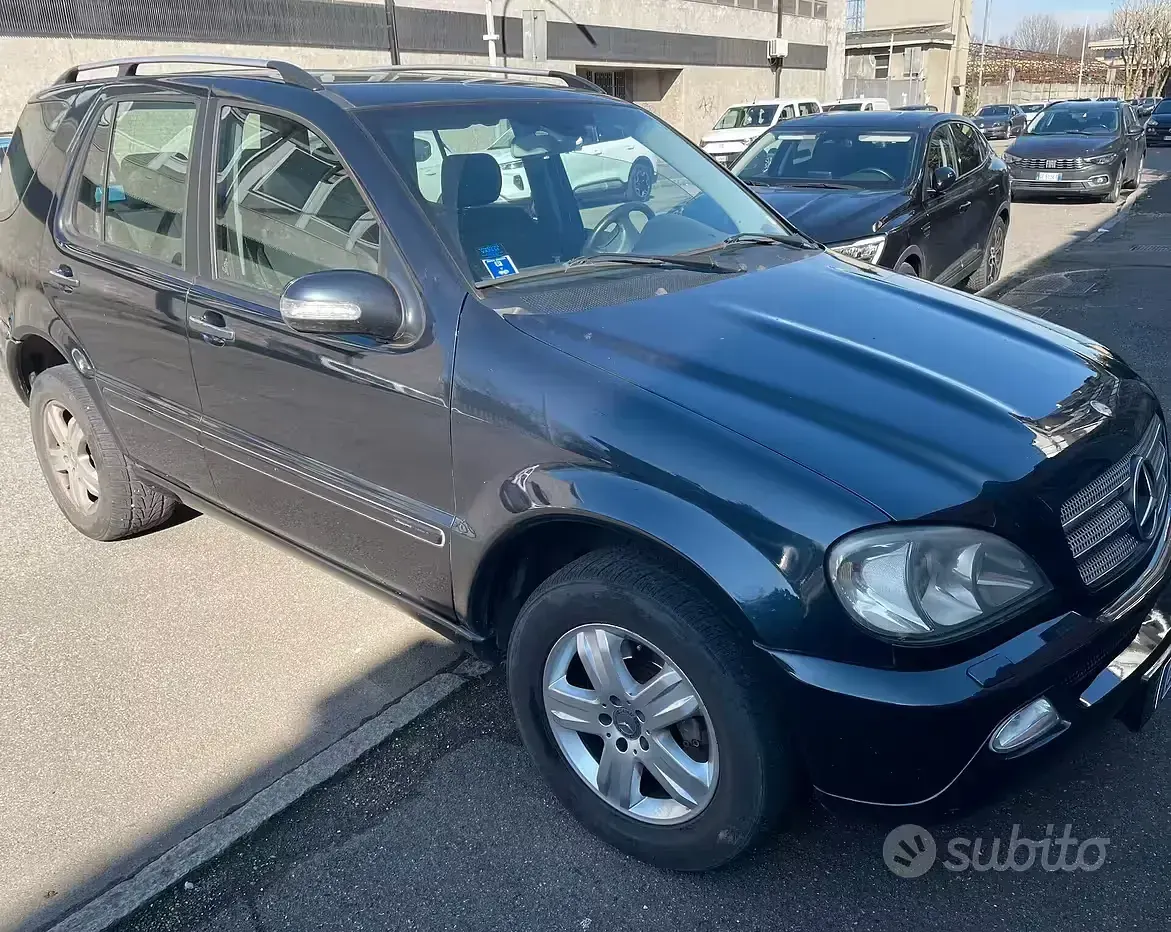 Usata Mercedes ML270 SE 163 CV (119 kW) 2005 SUV