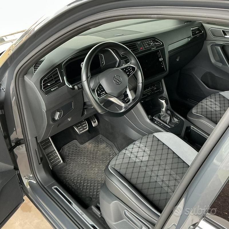 Usata VW Tiguan 150 CV (110 kW) 2022 Grigio SUV