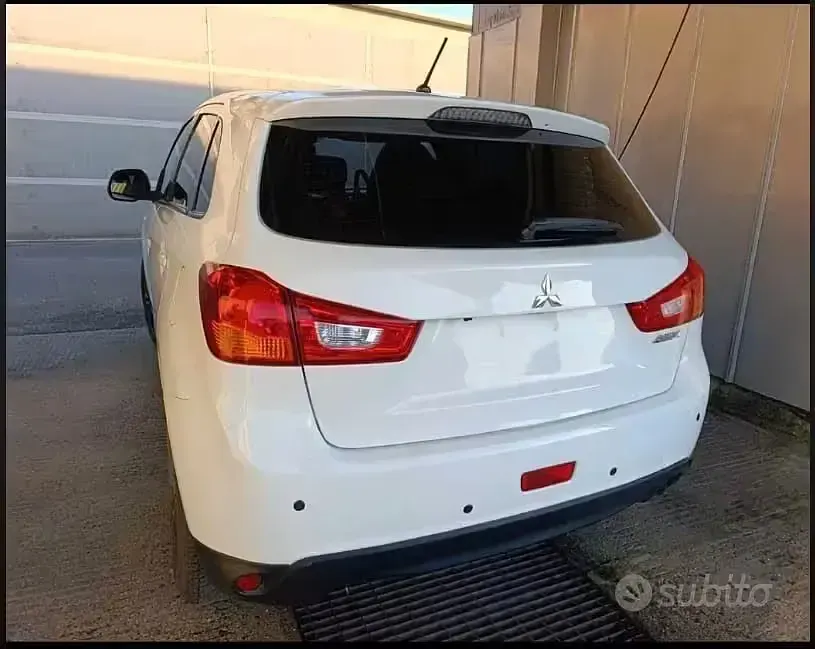 Usata Mitsubishi ASX 2016 Bianco SUV
