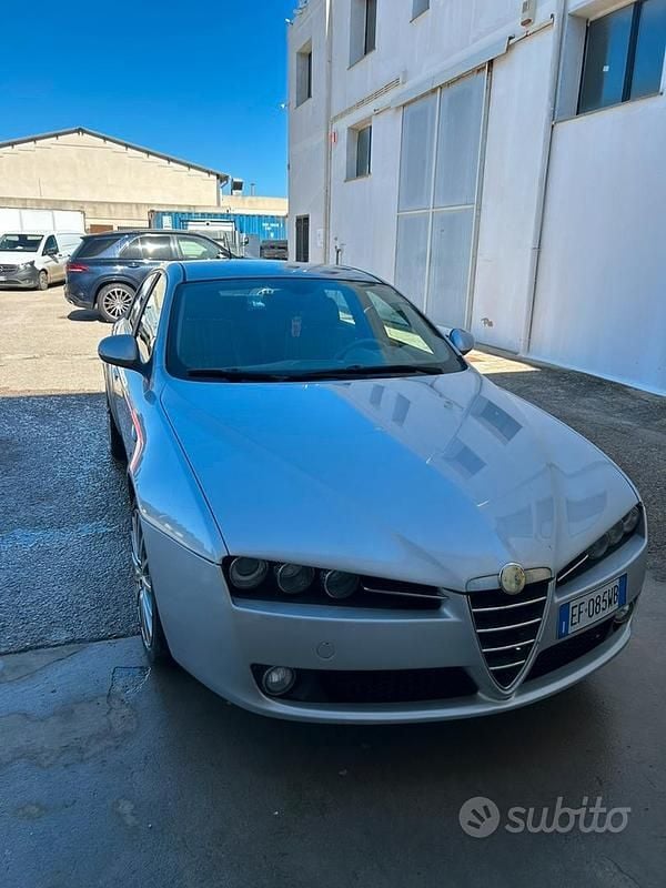 Usata Alfa Romeo 159 150 CV (110 kW) 2005 Grigio Berlina