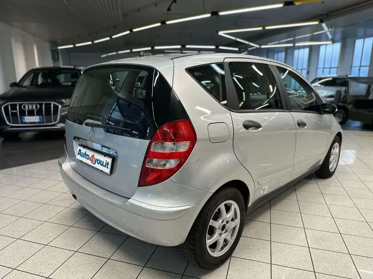Usata Mercedes A150 Classic 95 CV (69 kW) 2004 Argento Berlina