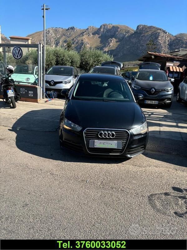 Usata Audi A1 Attraction 105 CV (77 kW) 2012 Nero Utilitaria