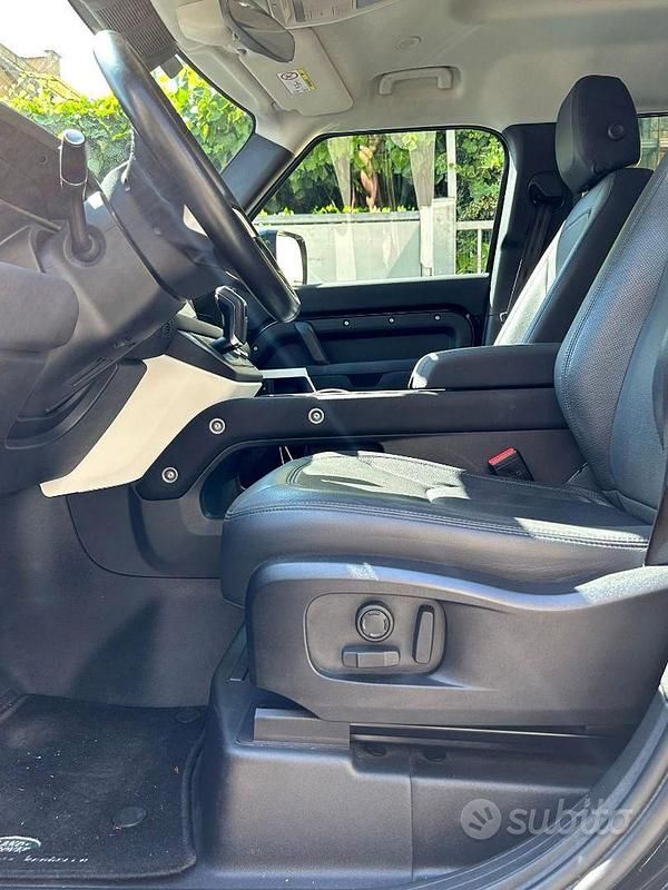 Usata Land Rover Defender 200 CV (147 kW) 2022 Nero SUV