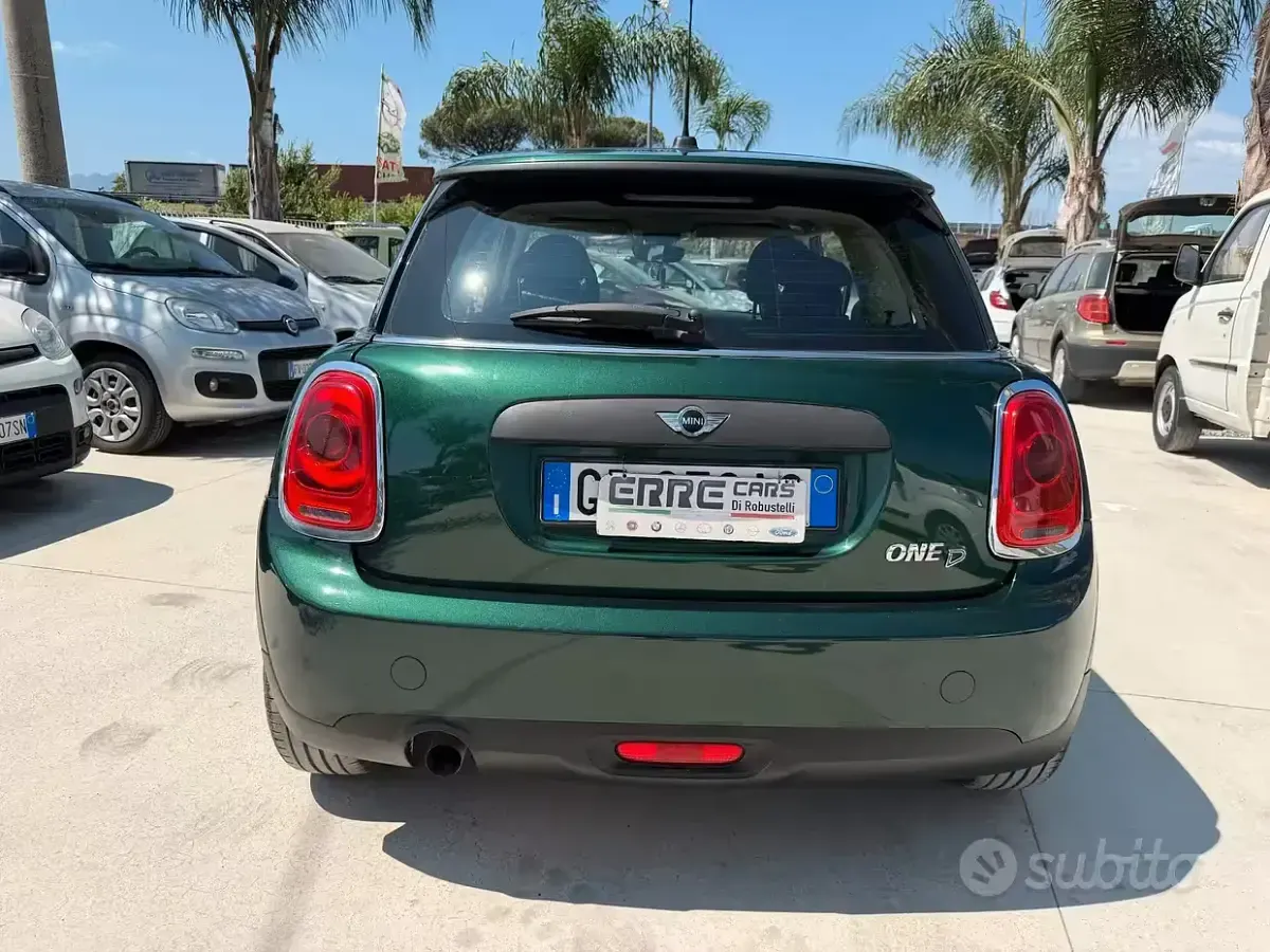 Usata Mini One D 95 CV (69 kW) 2017 Verde Utilitaria