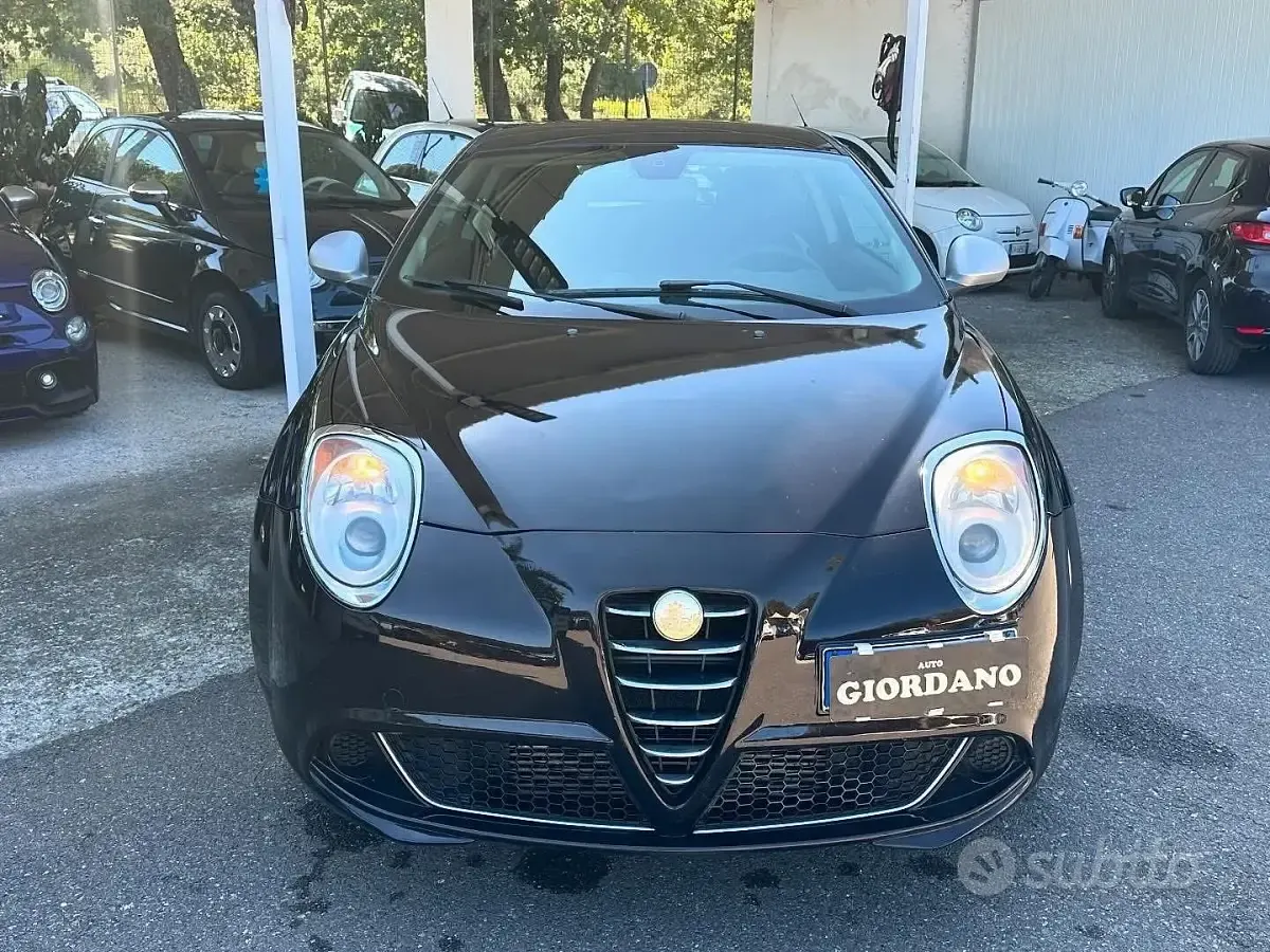 Usata Alfa Romeo MiTo Distinctive 120 CV (88 kW) 2010 Nero Utilitaria