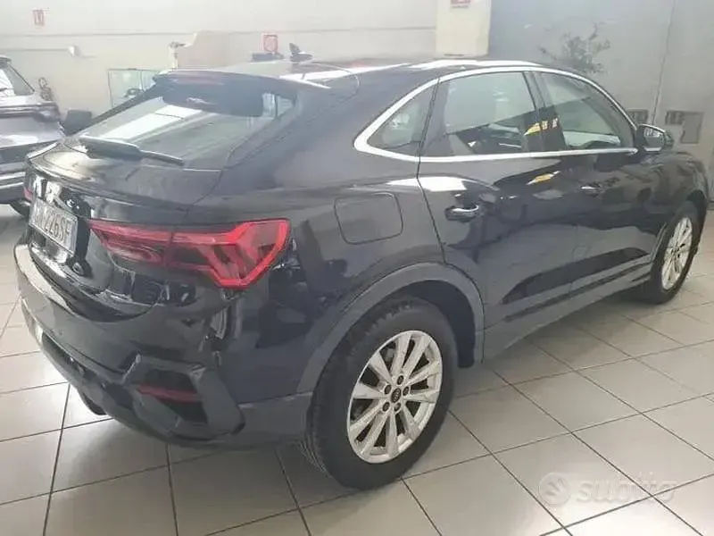 Usata Audi Q3 Sportback Business Plus 150 CV (110 kW) 2023 Nero SUV