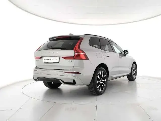 Usata Volvo XC60 145 CV (106 kW) 2024 Grigio SUV