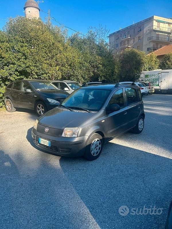 Usata Fiat Panda Emotion 69 CV (50 kW) 2012 Grigio Utilitaria