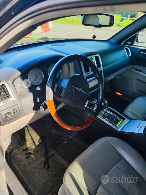 Usata Chrysler 300C Touring 218 CV (160 kW) 2007 Nero Station wagon