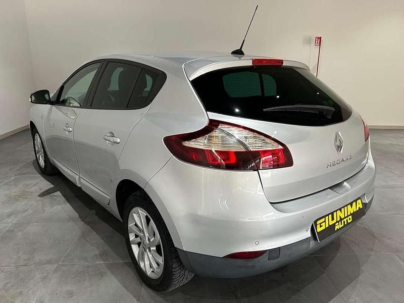 Usata Renault Mégane 110 CV (80 kW) 2015 Argento Berlina
