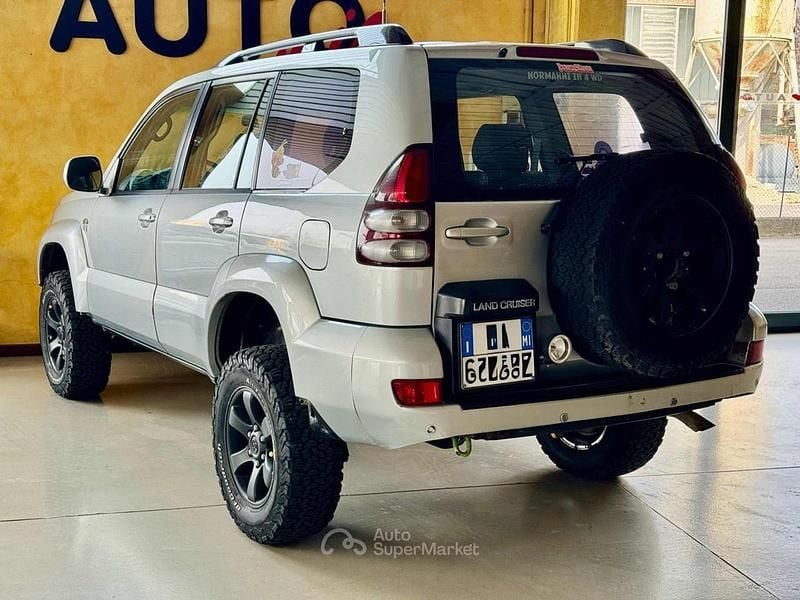 Usata Toyota Land Cruiser 163 CV (119 kW) 2004 Argento SUV