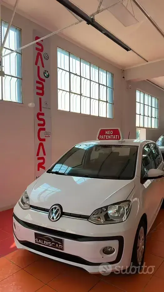 Usata VW up! 60 CV (44 kW) 2017 Bianco Utilitaria