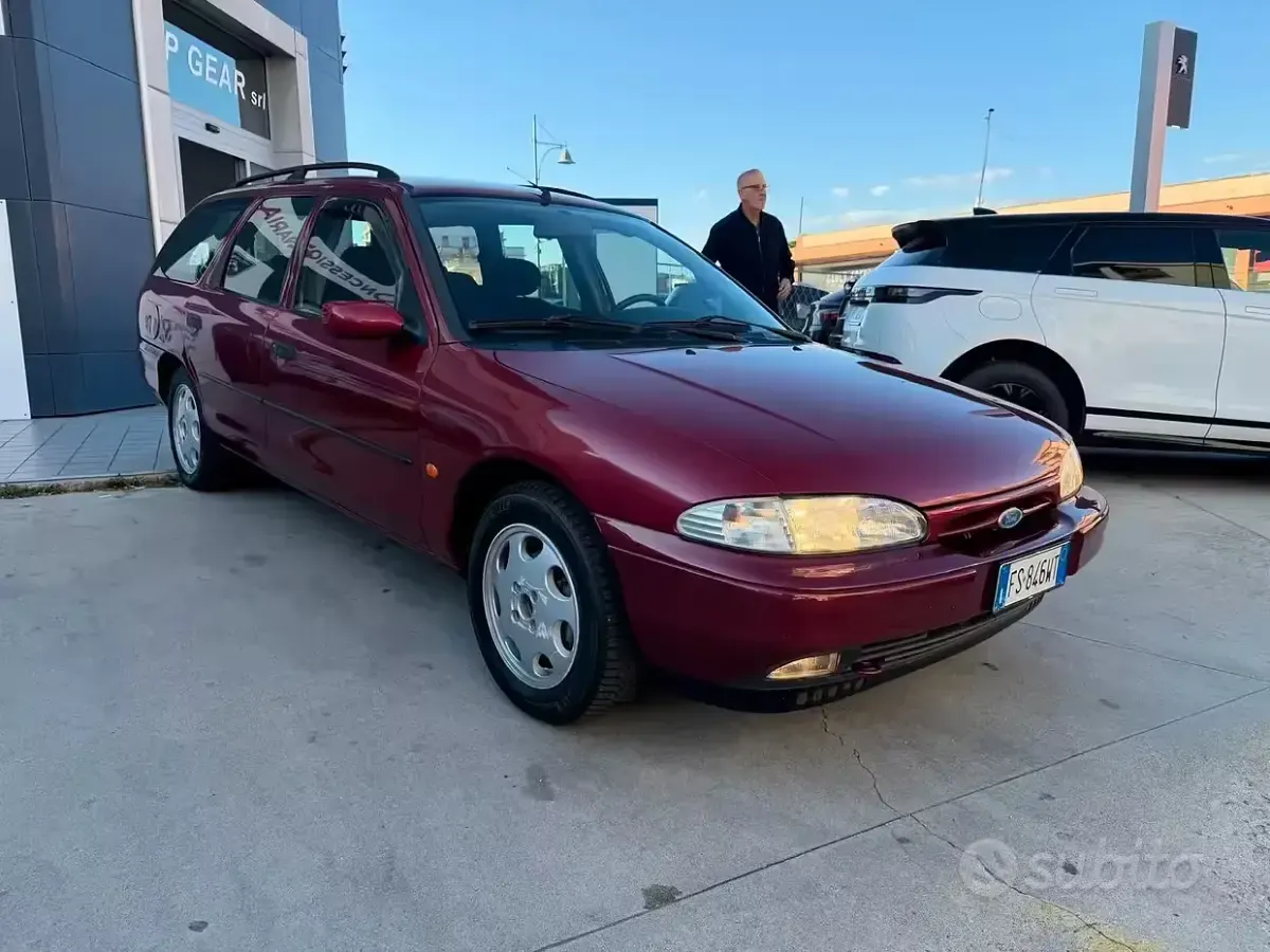 Usata Ford Mondeo 132 CV (97 kW) 1996 Viola Station wagon