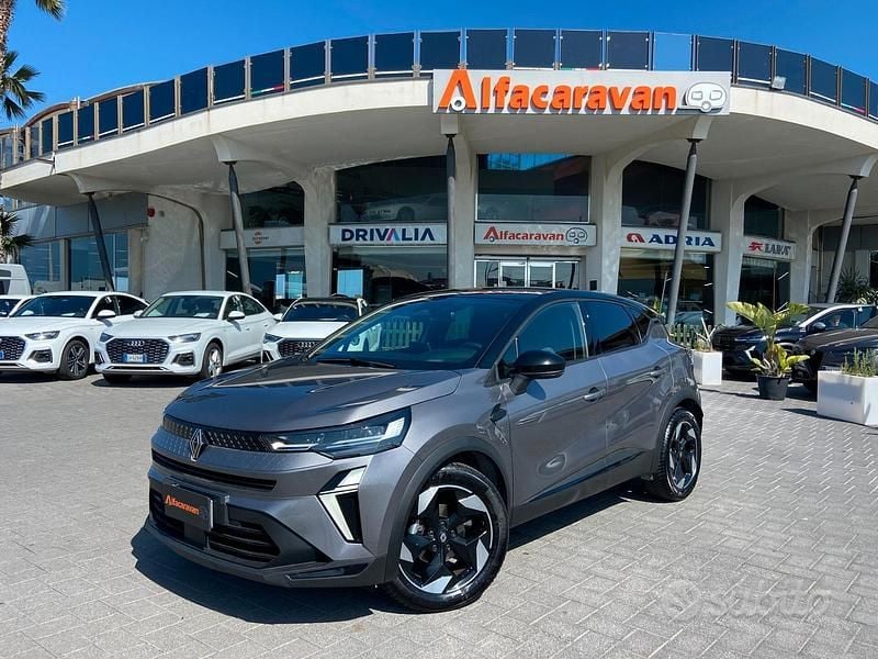 Usata Renault Captur Techno 91 CV (66 kW) 2025 Grigio SUV