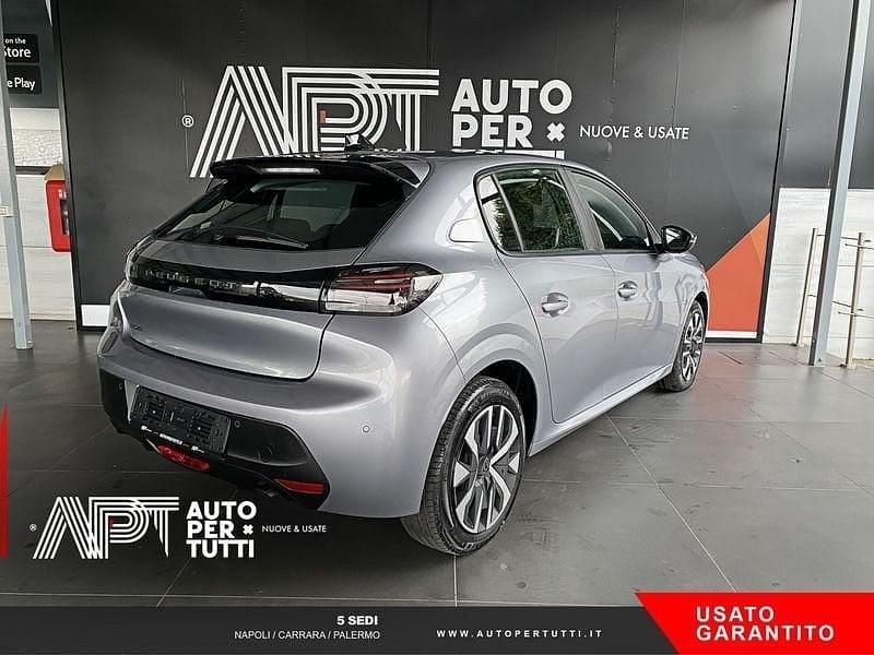 Usata Peugeot 208 Active 101 CV (74 kW) 2024 Grigio scuro Utilitaria