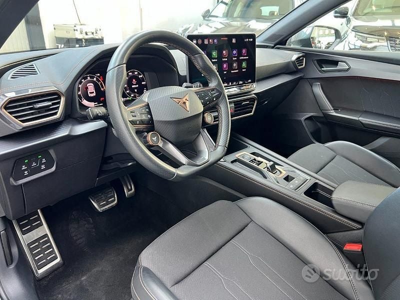 Usata Cupra Leon 150 CV (110 kW) 2025 Grigio Berlina