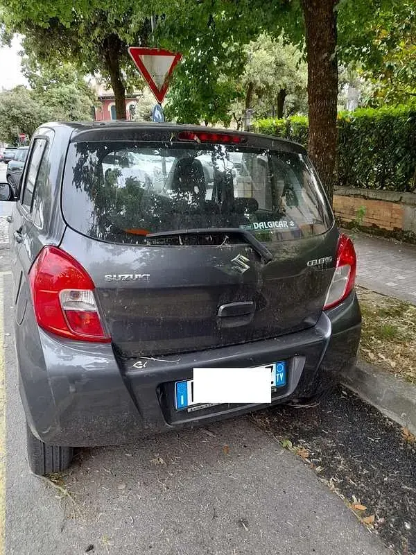 Usata Suzuki Celerio Style 68 CV (50 kW) 2015 Grigio Utilitaria