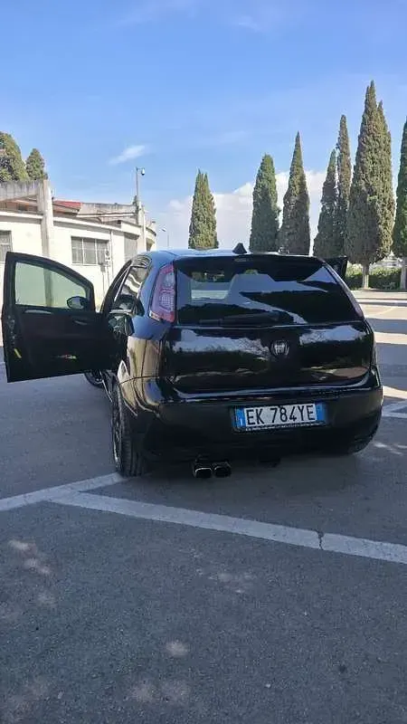 Usata Fiat Punto Evo Active 75 CV (55 kW) 2010 Nero Utilitaria