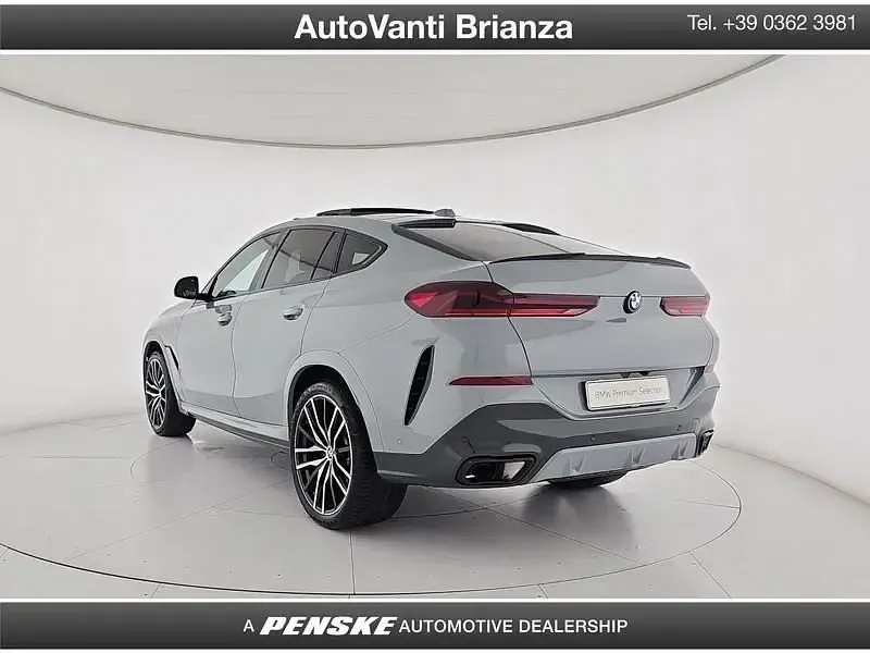 Usata BMW X6 M Sport 298 CV (219 kW) 2024 Grigio SUV